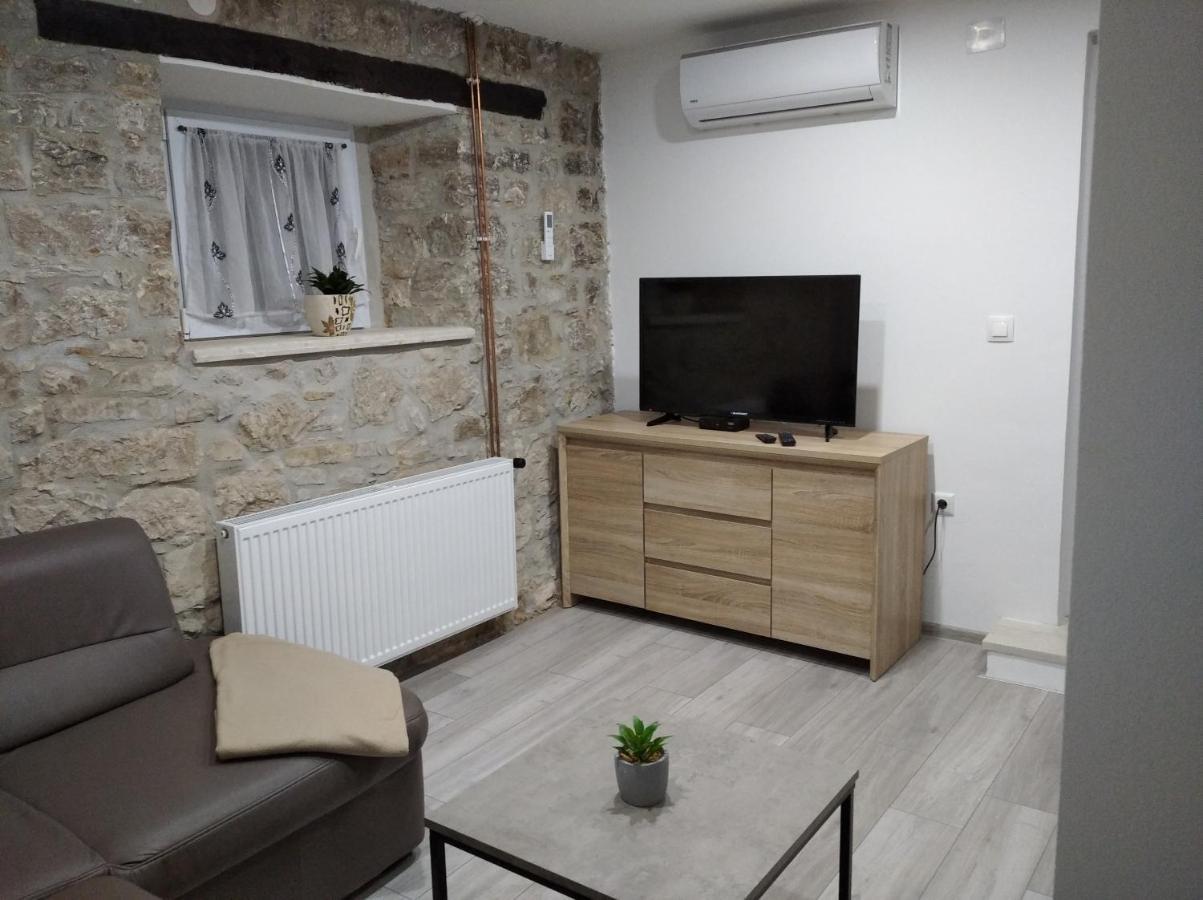 Apartman Lari Vižinada Eksteriør billede