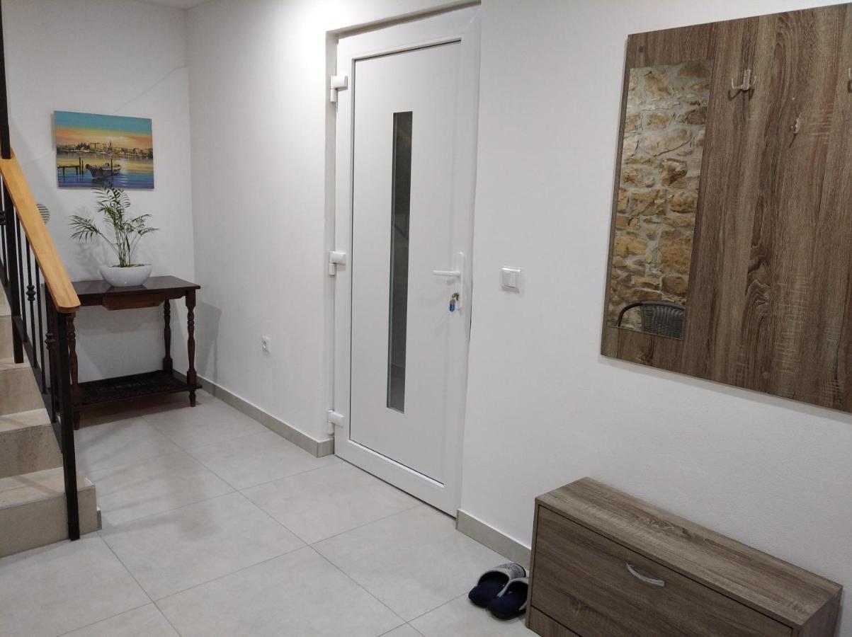 Apartman Lari Vižinada Eksteriør billede
